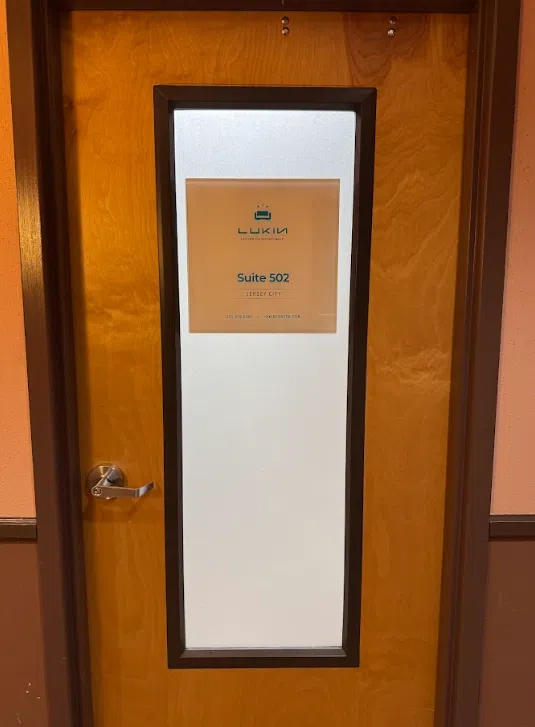 Entrance to the Lukin Center Jersey City office at 75 Montgomery St, Suite 502